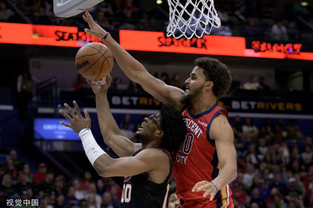 美如画！梅西胸部停球后雷霆凌空斩破门，苏亚雷斯助攻.